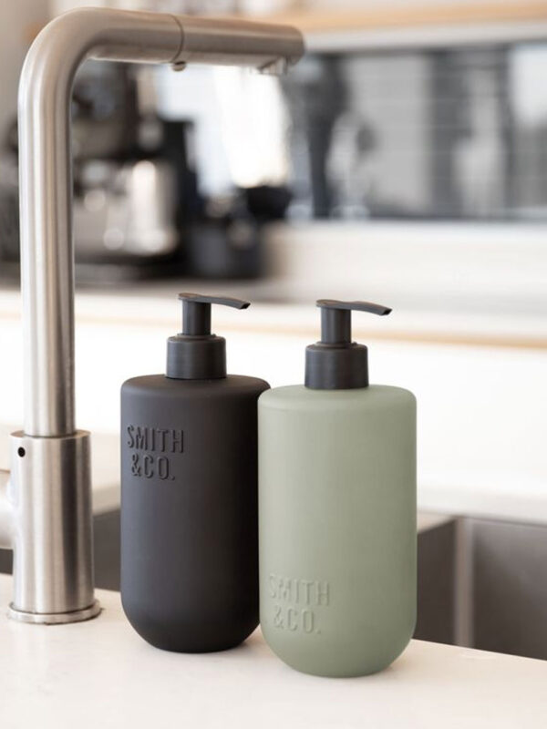 Lotion | Smith & Co. hand & body lotion 400ml
